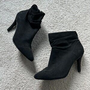 Fergalicious Black Pointed Toe Slouch Stilettos sz 8.5